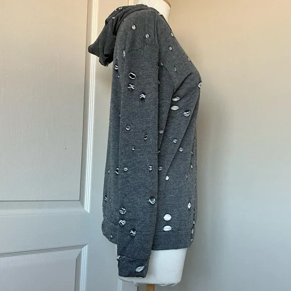 GAZE -Ripped Distressed Hoodie - Picture 3 of 9